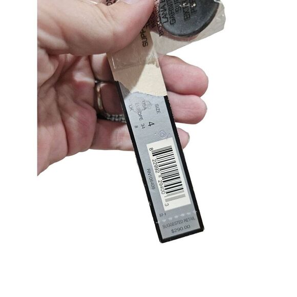 Tahari 4 skirt suit - Picture 11 of 16